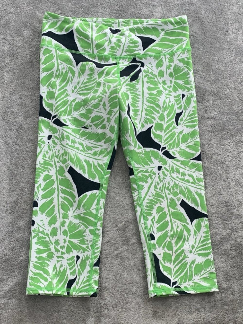 Alo Yoga Leggings Women’s Medium Green Palm Springs Glow Stick Air Brush Cropped - Picture 2 of 12
